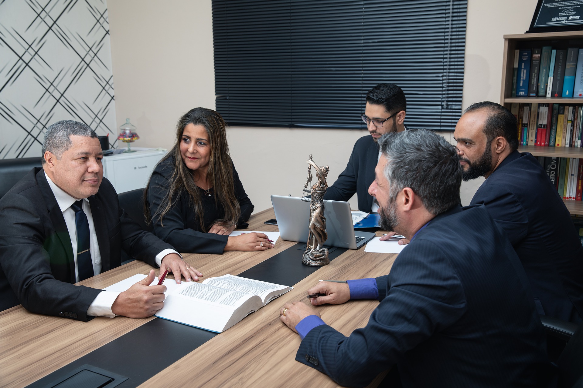 Quels sont les droits et les devoirs d’un avocat ?