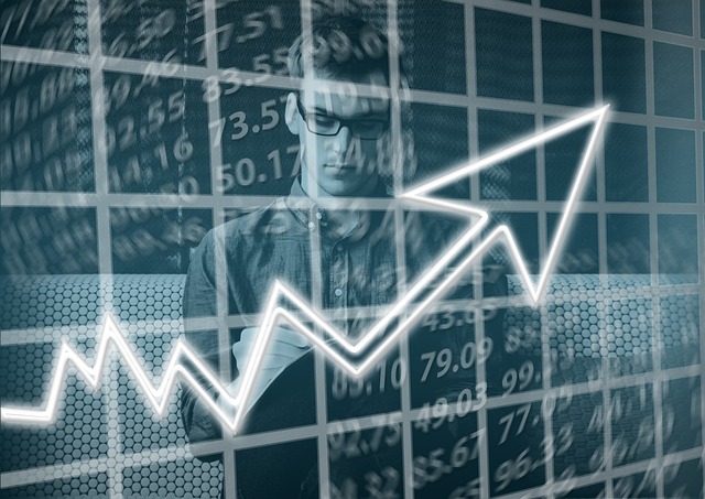 Comment la technologie numérique influence-t-elle la façon dont nous concevons et appliquons les lois sur les entreprises ?